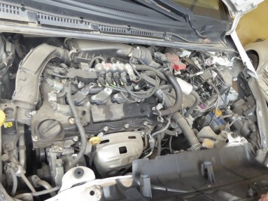 Купить Toyota Yaris, 1.3, 2015 года с пробегом, цена 116678 руб., id 9172