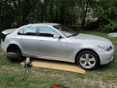 Купить BMW 5 	530 DIESEL DPF MR`07 E60, 3.0, 2009 года с пробегом, цена 275501 руб., id 9233