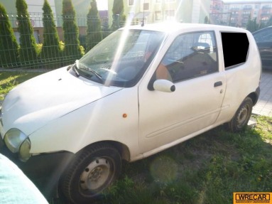 Купить Fiat 600 Van 1100 MPI, 1.1, 2010 года с пробегом, цена 1592 руб., id 9252