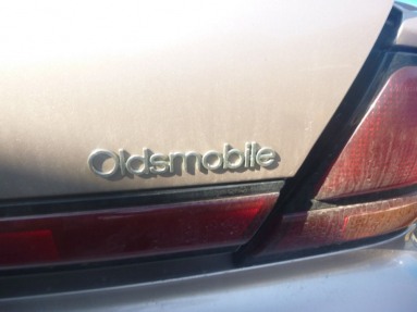 Купить Oldsmobile Eighty-Eight 3.8 LSS Aut., 3.8, 1999 года с пробегом, цена 3253 руб., id 9261