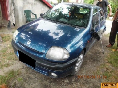 Купить Renault Clio, 1.9, 2000 года с пробегом, цена 0 руб., id 9279