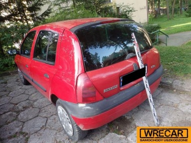 Купить Renault Clio, 1.1, 1999 года с пробегом, цена 6436 руб., id 9287
