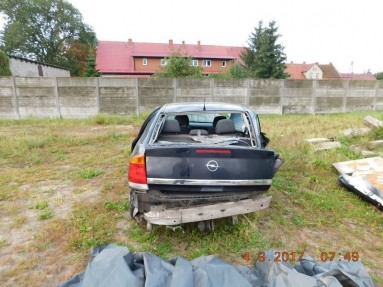 Купить Opel Vectra, 2.0, 2002 года с пробегом, цена 0 руб., id 9299