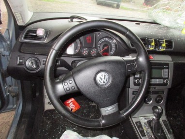 Купить Volkswagen Passat, 2.0, 2007 года с пробегом, цена 32387 руб., id 9312