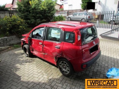 Купить Fiat Panda, 1.2, 2012 года с пробегом, цена 4844 руб., id 9315
