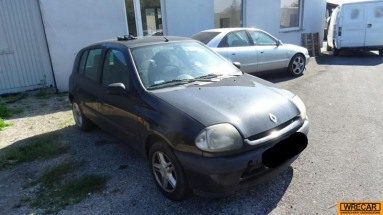 Купить Renault Clio, 1.4, 1999 года с пробегом, цена 1592 руб., id 9332