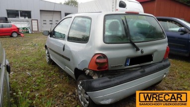 Купить Renault Twingo, 1.1, 2001 года с пробегом, цена 0 руб., id 9336