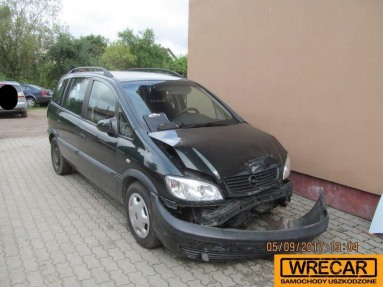 Купить Opel Zafira, 2.0, 2002 года с пробегом, цена 1592 руб., id 9346