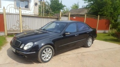 Купить Mercedes-Benz 320 (W124), 3.2, 2002 года с пробегом, цена 400000 руб., id 9367