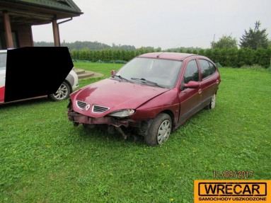 Купить Renault Megane, 1.4, 2000 года с пробегом, цена 0 руб., id 9381