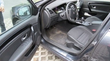 Купить Renault Laguna, 2.0, 2011 года с пробегом, цена 1592 руб., id 9415