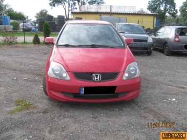 Купить Honda Civic, 1.4, 2004 года с пробегом, цена 1592 руб., id 9427