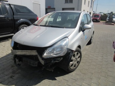 Купить Opel Corsa, 1.2, 2011 года с пробегом, цена 74533 руб., id 9438