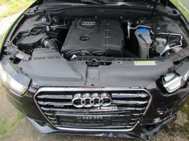 Купить Audi A5, 2.0, 2012 года с пробегом, цена 9689 руб., id 9444