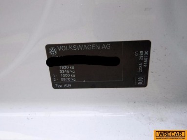 Купить Volkswagen Golf, 1.6, 2016 года с пробегом, цена 43737 руб., id 9499