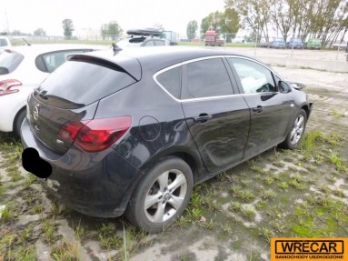 Купить Opel Astra, 1.7, 2010 года с пробегом, цена 16194 руб., id 9503