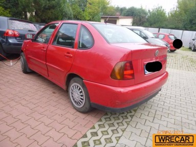 Купить Volkswagen Polo, 1.4, 1998 года с пробегом, цена 0 руб., id 9504
