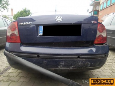Купить Volkswagen Passat, 1.9, 2002 года с пробегом, цена 25882 руб., id 9524