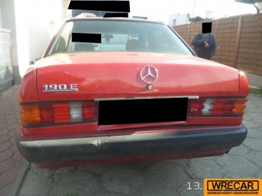 Купить Mercedes-Benz 190, 1.8, 1991 года с пробегом, цена 17785 руб., id 9533