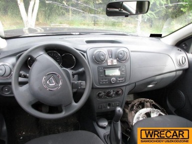 Купить Dacia Sandero, 1.1, 2016 года с пробегом, цена 6436 руб., id 9567