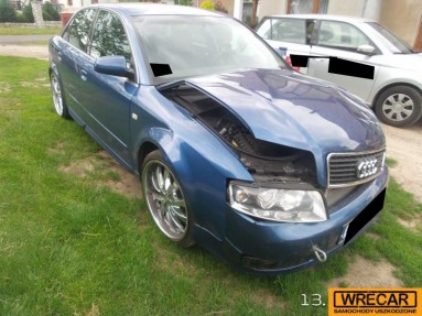 Купить Audi A4, 2.0, 2001 года с пробегом, цена 1592 руб., id 9601