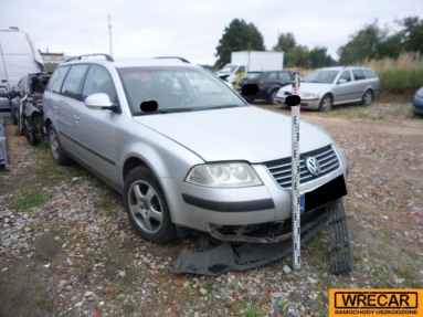 Купить Volkswagen Passat, 1.9, 2004 года с пробегом, цена 1592 руб., id 9648