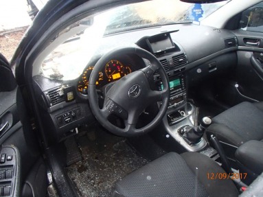 Купить Toyota Avensis, 2.0, 2007 года с пробегом, цена 89135 руб., id 9692