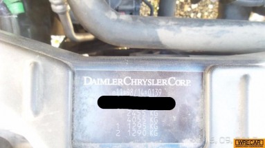 Купить Chrysler Voyager, 2.4, 2002 года с пробегом, цена 1592 руб., id 9741