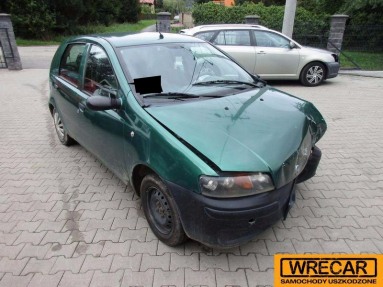 Купить Fiat Punto, 1.2, 2001 года с пробегом, цена 0 руб., id 9751