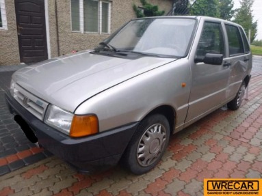 Купить Fiat UNO, 0.9, 2000 года с пробегом, цена 0 руб., id 9792