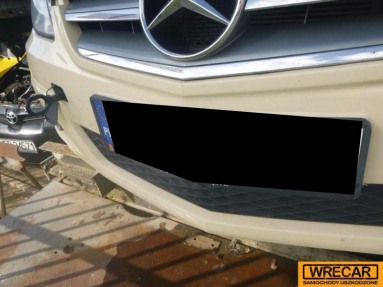 Купить Mercedes-Benz B-Klasse B 180 CDI, 2.0, 2011 года с пробегом, цена 12941 руб., id 9825