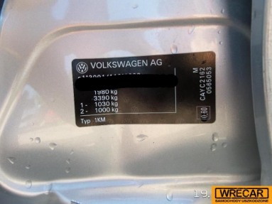 Купить Volkswagen Golf, 1.6, 2013 года с пробегом, цена 90726 руб., id 9842