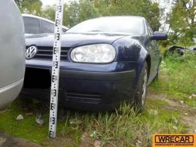 Купить Volkswagen Golf, 1.4, 1999 года с пробегом, цена 0 руб., id 9861