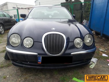Купить Jaguar S-Type, 3.0, 2001 года с пробегом, цена 1592 руб., id 9890
