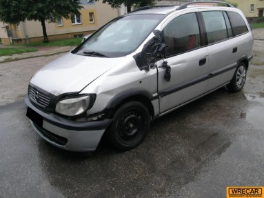 Купить Opel Zafira, 1.6, 2001 года с пробегом, цена 0 руб., id 9915