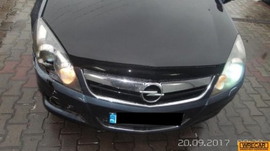 Купить Opel Signum, 1.9, 2006 года с пробегом, цена 25882 руб., id 9924
