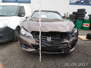 Купить Mercedes-Benz E 220 CDI E 220 CDI                 MR`1, 2.1, 2013 года с пробегом, цена 260899 руб., id 9925