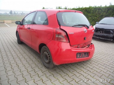 Купить Toyota Yaris, 1.4, 2008 года с пробегом, цена 6436 руб., id 9948