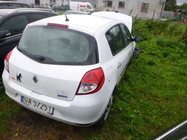 Купить Renault Clio, 1.5, 2010 года с пробегом, цена 1592 руб., id 9958