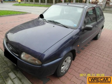 Купить Ford Fiesta, 1.3, 1996 года с пробегом, цена 1592 руб., id 10026