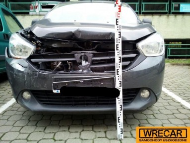 Купить Dacia Lodgy Lodgy 1.6 SCe, 1.6, 2016 года с пробегом, цена 42076 руб., id 10044