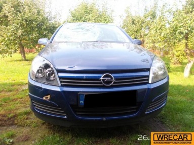 Купить Opel Astra, 1.7, 2005 года с пробегом, цена 1592 руб., id 10071