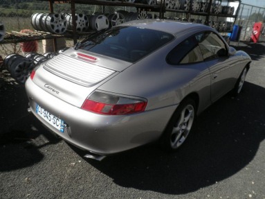 Купить Porsche 911, 3.6, 2002 года с пробегом, цена 1403457 руб., id 10161