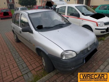 Купить Opel Corsa, 1.0, 2000 года с пробегом, цена 0 руб., id 10177