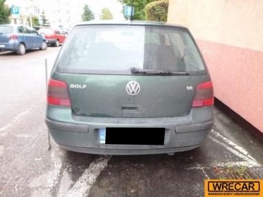 Купить Volkswagen Golf, 1.6, 2000 года с пробегом, цена 0 руб., id 10194