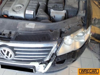 Купить Volkswagen Passat, 2.0, 2006 года с пробегом, цена 1592 руб., id 10226