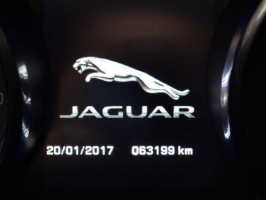 Купить Jaguar  XE, 2.0, 2016 года с пробегом, цена 8255968 руб., id 10263