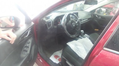 Купить Mazda 3  3 - 2.0, 2.0, 2014 года с пробегом, цена 539653 руб., id 10289
