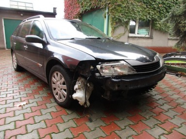 Купить Renault Laguna, 1.9, 2001 года с пробегом, цена 22630 руб., id 10299
