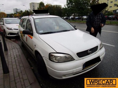 Купить Opel Astra, 1.7, 2006 года с пробегом, цена 12941 руб., id 10305